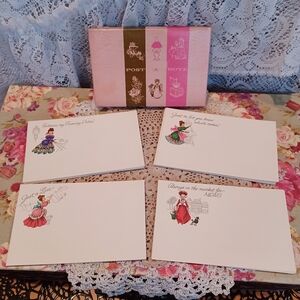VINTAGE POST•A•NOTE BY CURRENT INC. 31 CARDSTOCK POSTCARDS 4 DESIGNS IN BOX